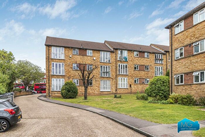 1 Bedroom Apartment To Rent In Colney Hatch Lane, Muswell Hill, London, N10