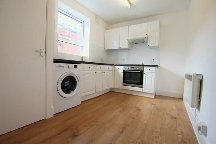 1 Bedroom Flat To Rent In Ashley Road, Poole, BH14