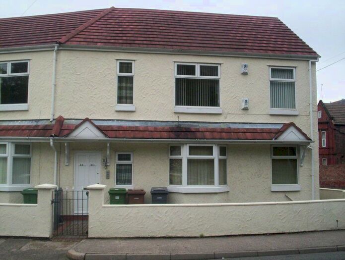 2 Bedroom Flat To Rent In Grosvenor Road, Birkenhead, CH43
