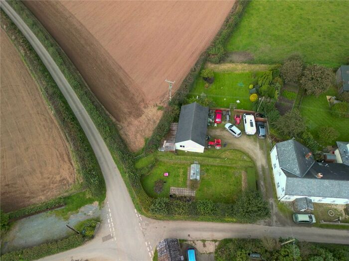 4 Bedroom Semi-Detached House For Sale In Langtree, Torrington, EX38
