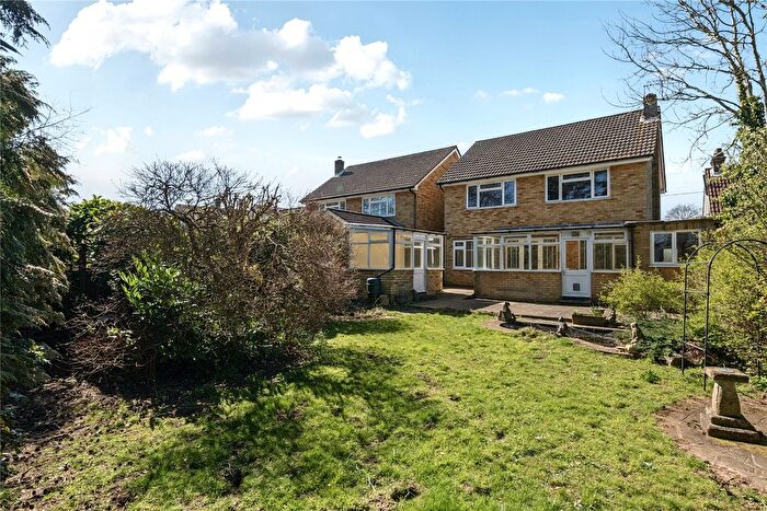 4 Bedroom Detached House For Sale In Aperfield Road, Biggin Hill, Westerham, TN16