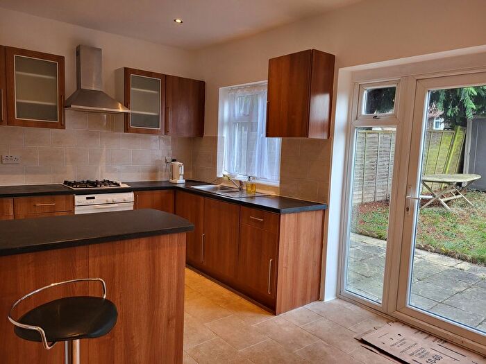 3 Bedroom Detached House To Rent In Purbrock Avenue, Watford, WD25