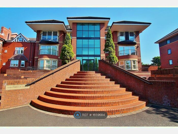 2 Bedroom Flat To Rent In Nightingale House, Southport, PR9