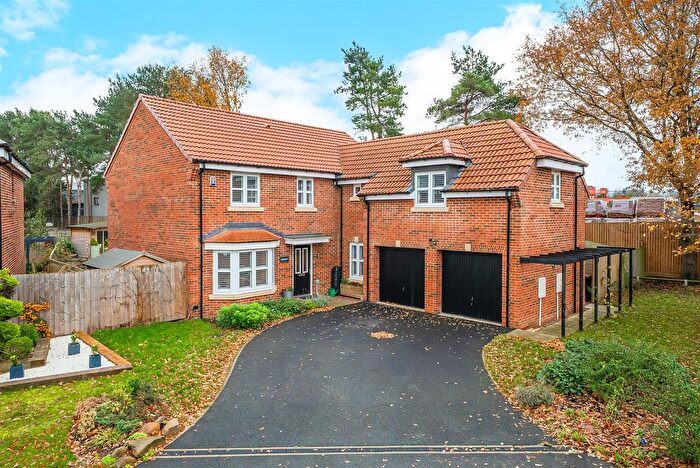 5 Bedroom Detached House For Sale In Wren Drive, Boroughbridge, York, YO51