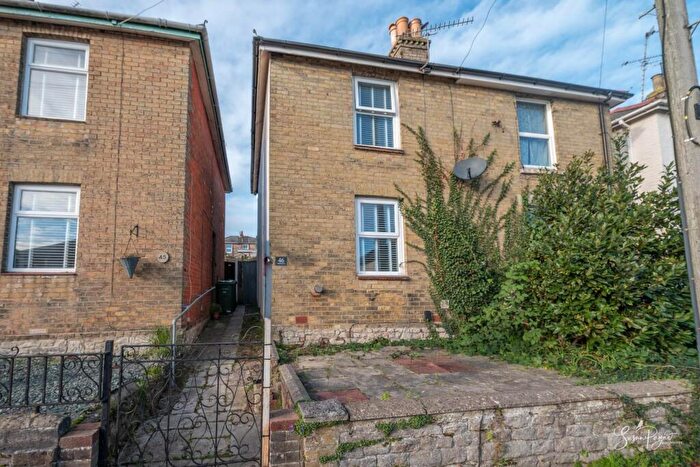 3 Bedroom Semi-Detached House For Sale In Surrey Street, Ryde, PO33