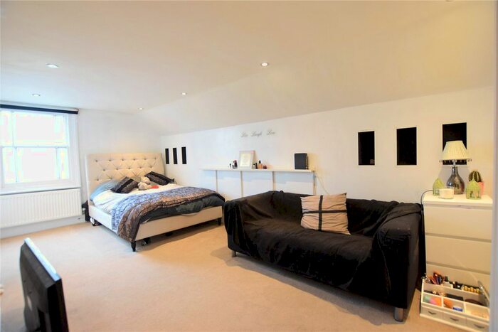 1 Bedroom Studio To Rent In Eastern Avenue, Reading, Berkshire, RG1