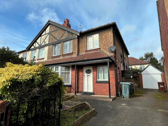 2 Bedroom Flat To Rent In Drummond Road, Far Headingley, Leeds, LS16
