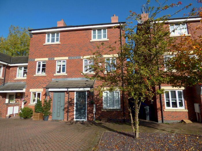 3 Bedroom Property To Rent In Wren Court, Sawley, NG10