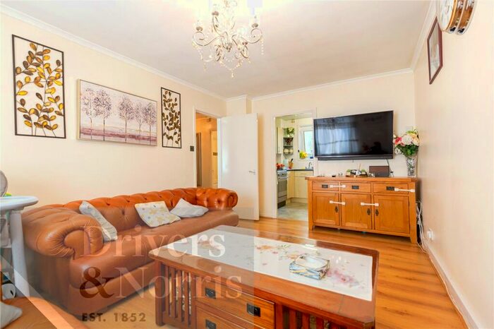 1 Bedroom Apartment To Rent In Hilldrop Crescent, , Holloway, London, N7