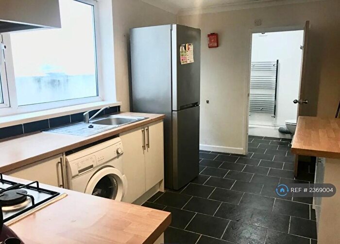 4 Bedroom Terraced House To Rent In Western Street, Swansea, SA1