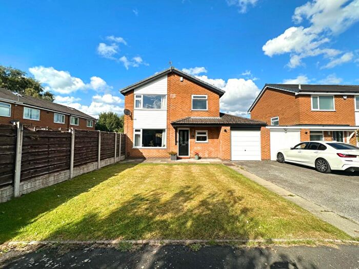 3 Bedroom Detached House For Sale In Ashford, Sale, M33