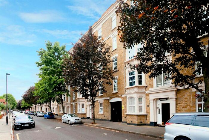 1 Bedroom Flat To Rent In Corfield Street, London, E2
