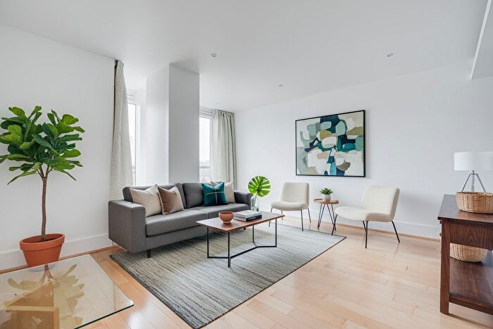 2 Bedroom Flat To Rent In Putney Wharf Tower, Brewhouse Lane, SW15