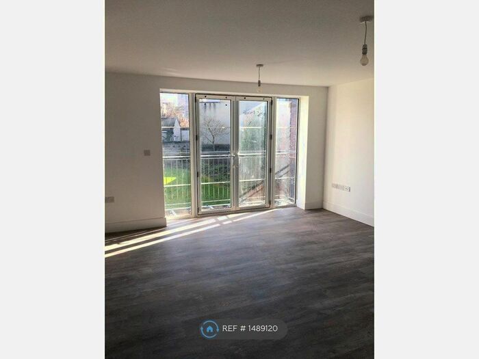 2 Bedroom Flat To Rent In Wilder Place, Bristol, BS2