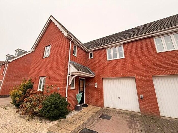 4 Bedroom House For Sale In Frenesi Crescent, Bury St. Edmunds, IP32