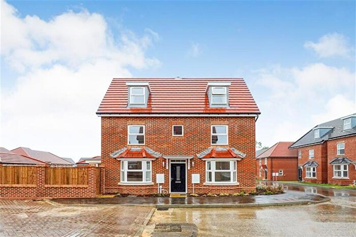 4 Bedroom Detached House To Rent In Bedroom Detached House In Madeleine Road, Sturry, CT2