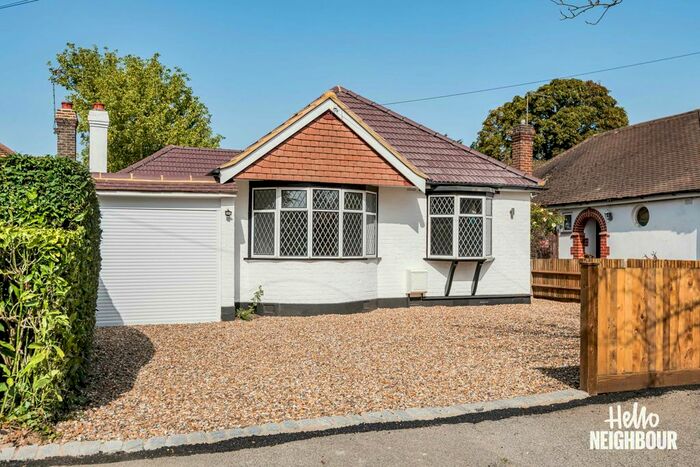 3 Bedroom Detached House To Rent In Lois Drive, Shepperton, TW17