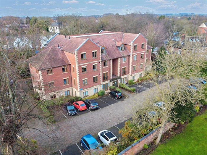 2 Bedroom Apartment For Sale In Villiers Road, Woodthorpe, Nottingham, NG5