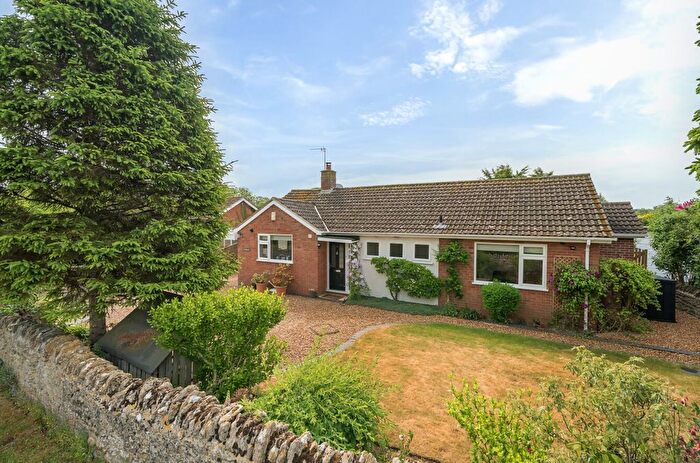 3 Bedroom Bungalow For Sale In Buckland Road, Charney Bassett, Wantage, Oxfordshire, OX12