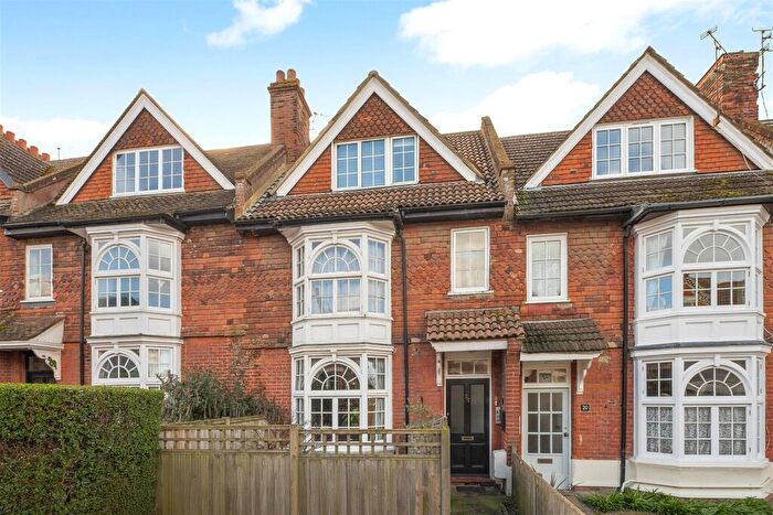 1 Bedroom Flat For Sale In Tankerton Road, Tankerton, Whitstable, CT5