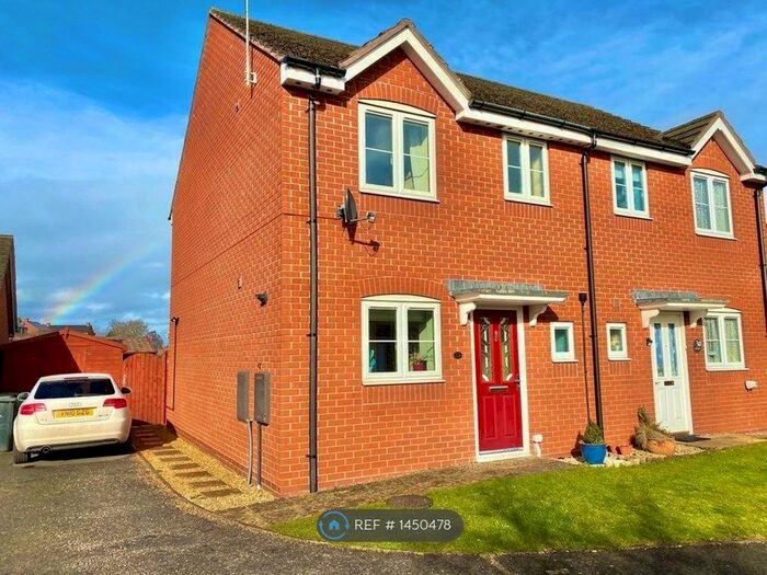 3 Bedroom Semi-Detached House To Rent In Harris Croft, Wem, Shrewsbury, SY4