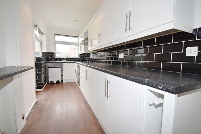 3 Bedroom Terraced House To Rent In Glencoe Road, Coventry, CV3