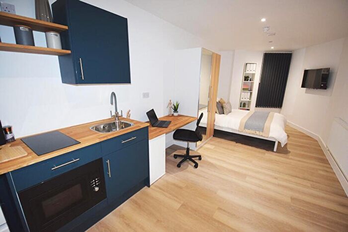 1 Bedroom Flat To Rent In Mansfield Road, Nottingham, NG1