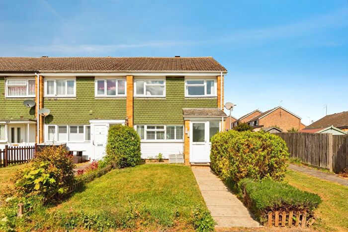 3 Bedroom End Terrace House For Sale In Parkfield, Letchworth Garden City, SG6