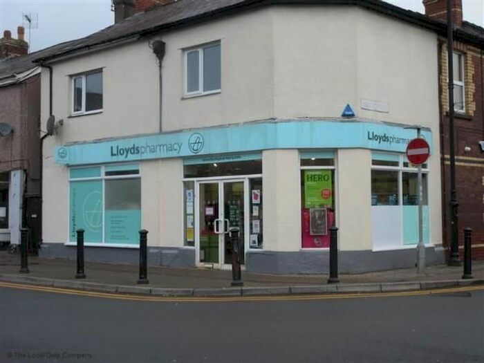 1 Bedroom Flat To Rent In Commercial Street, Pontnewydd, Cwmbran, NP44