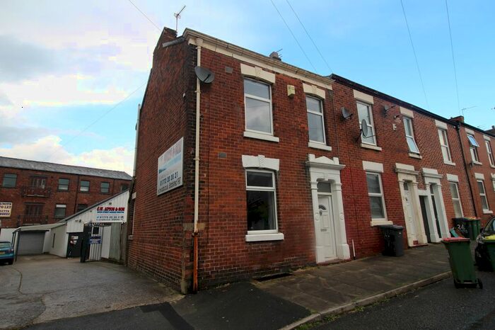 3 Bedroom Terraced House To Rent In Good Street, Lancashire, PR1