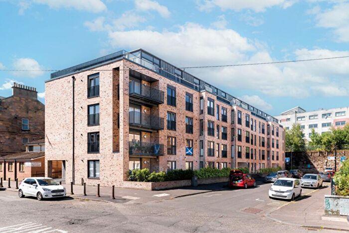 3 Bedroom Flat For Sale In Burgh Hall Street, Partick, G11