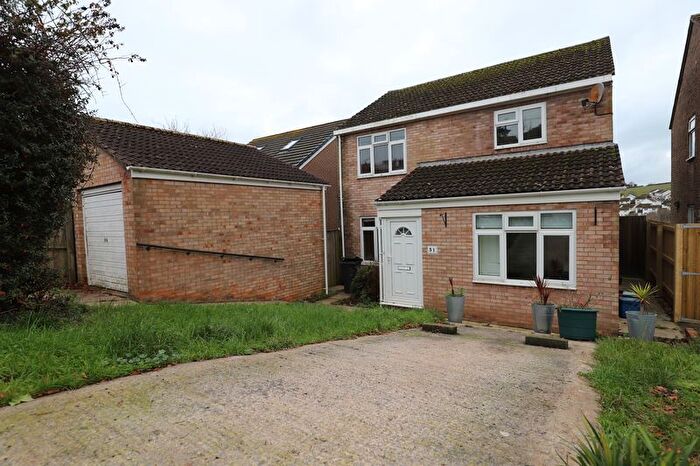 4 Bedroom Detached House To Rent In Higher Coombe Drive, Teignmouth, TQ14