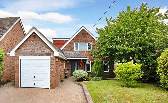 4 Bedroom Detached House For Sale In Amber Lane, Chart Sutton, Kent, ME17