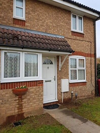 1 Bedroom End Of Terrace House For Sale In Maplin Park, Langley, SL3