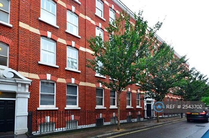 3 Bedroom Flat To Rent In Cosway Mansions, London, NW1