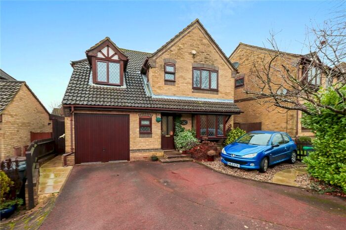 4 Bedroom Detached House For Sale In Bay Tree Close, Heathfield, East Sussex, TN21