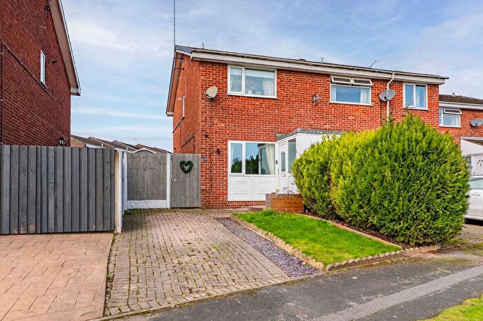 2 Bedroom Semi-Detached House For Sale In Upperfield Road, Maltby, Rotherham, S66