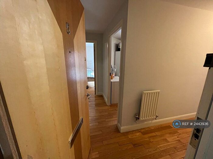 2 Bedroom Flat To Rent In Brook House, Derby, DE1