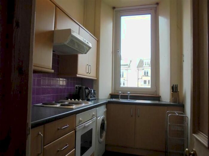 2 Bedroom Flat To Rent In Balcarres Street, Edinburgh, EH10