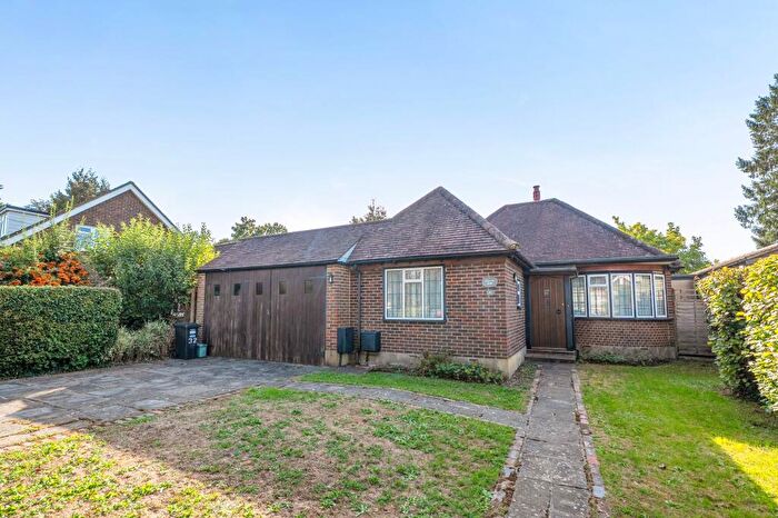 3 Bedroom Detached House For Sale In Manor Avenue, Caterham, CR3