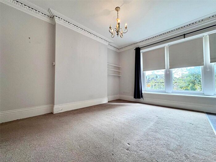 2 Bedroom Apartment To Rent In Hanbury Road, Bristol, BS8