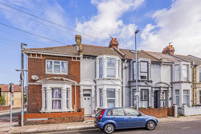3 Bedroom Terraced House To Rent In Angerstein Road, Portsmouth, PO2