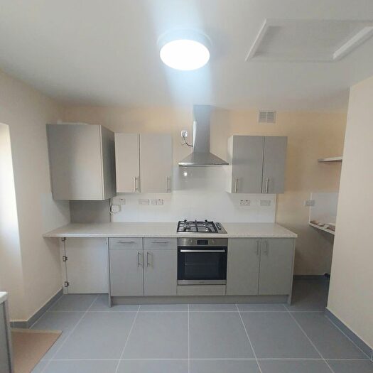 3 Bedroom Terraced House To Rent In Glebe Avenue, Mitcham, CR4