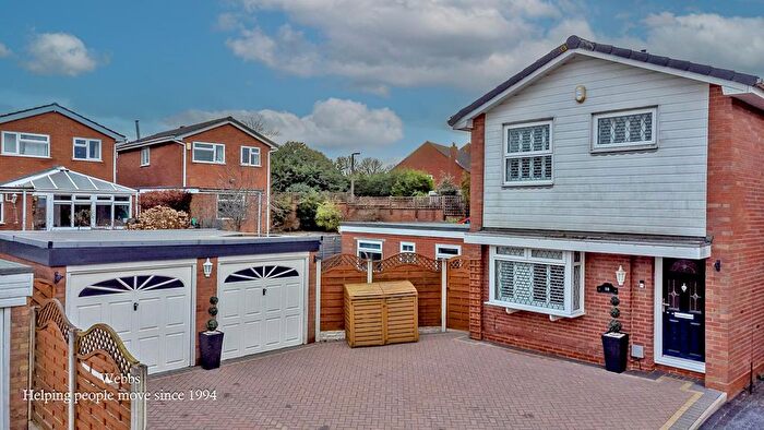 3 Bedroom Property For Sale In Coltsfoot View, Walsall, WS6