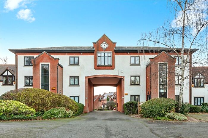 2 Bedroom Flat For Sale In Old Lodge Drive, Nottingham, Nottinghamshire, NG5