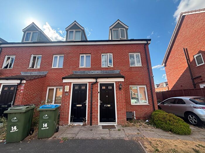 3 Bedroom Property To Rent In Chelmsford Drive, Coventry, CV6