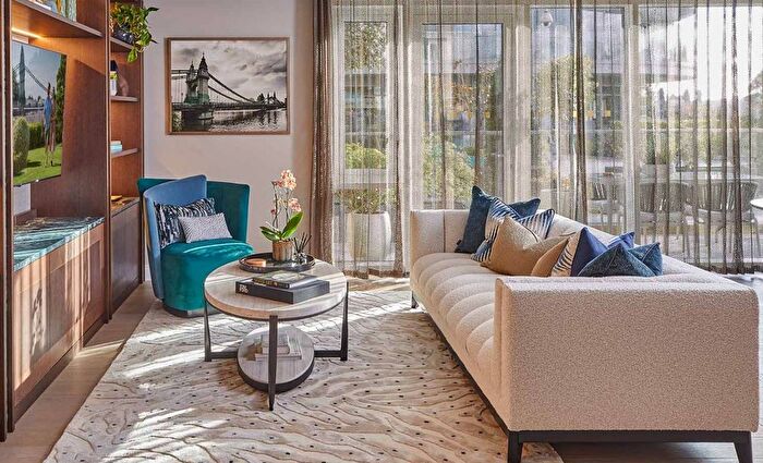 2 Bedroom Flat To Rent In Palmer House, Fulham Reach, W6