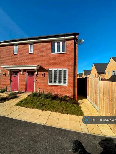 2 Bedroom Semi-Detached House To Rent In Barwick Avenue, Bury St. Edmunds, IP32