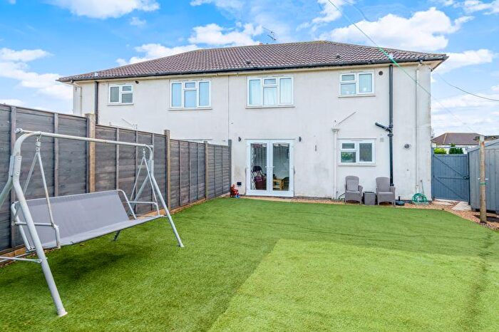 1 Bedroom Flat To Rent In Corunna Crescent, Oxford, OX4