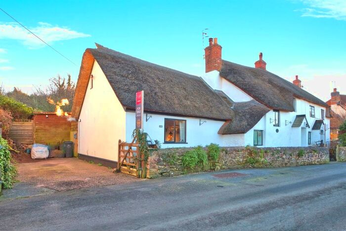 4 Bedroom Property For Sale In Bridge Street, Williton, Taunton, TA4